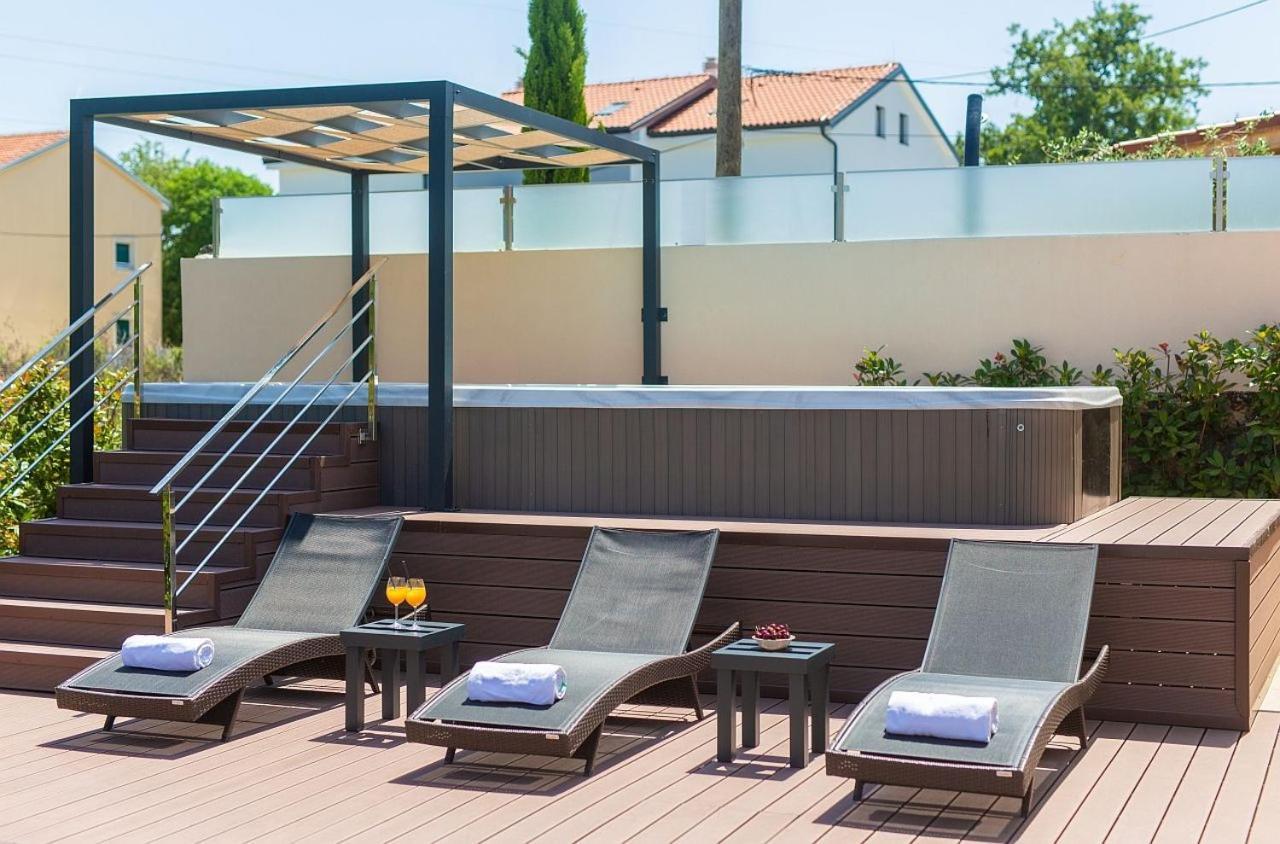 Holiday House Sea & Sun Residence Rasopasno Dış mekan fotoğraf