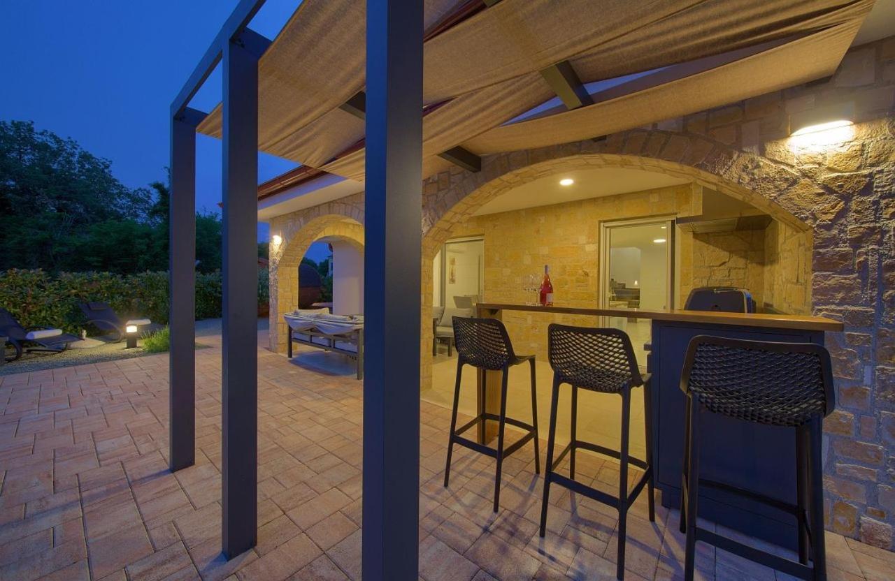 Holiday House Sea & Sun Residence Rasopasno Dış mekan fotoğraf