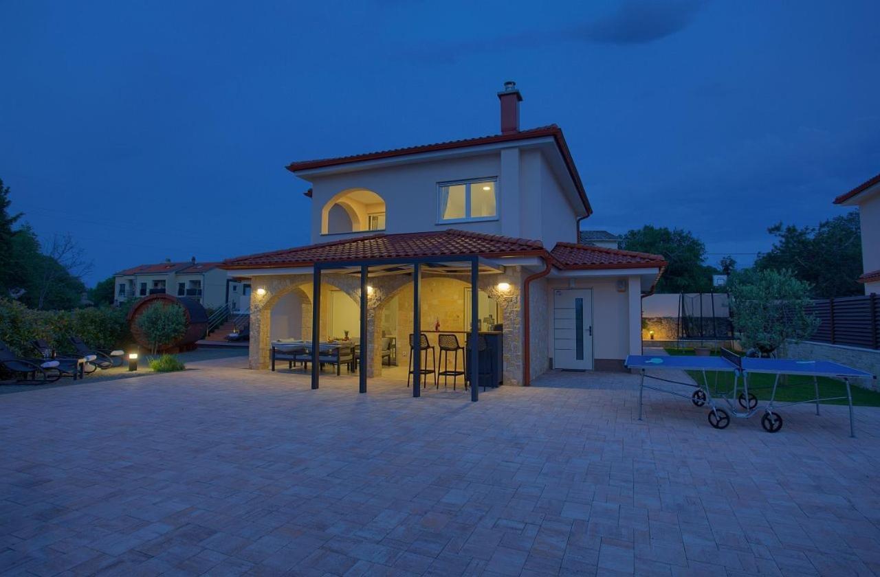 Holiday House Sea & Sun Residence Rasopasno Dış mekan fotoğraf