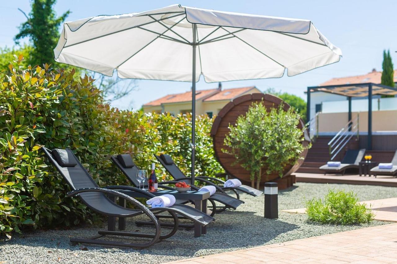 Holiday House Sea & Sun Residence Rasopasno Dış mekan fotoğraf