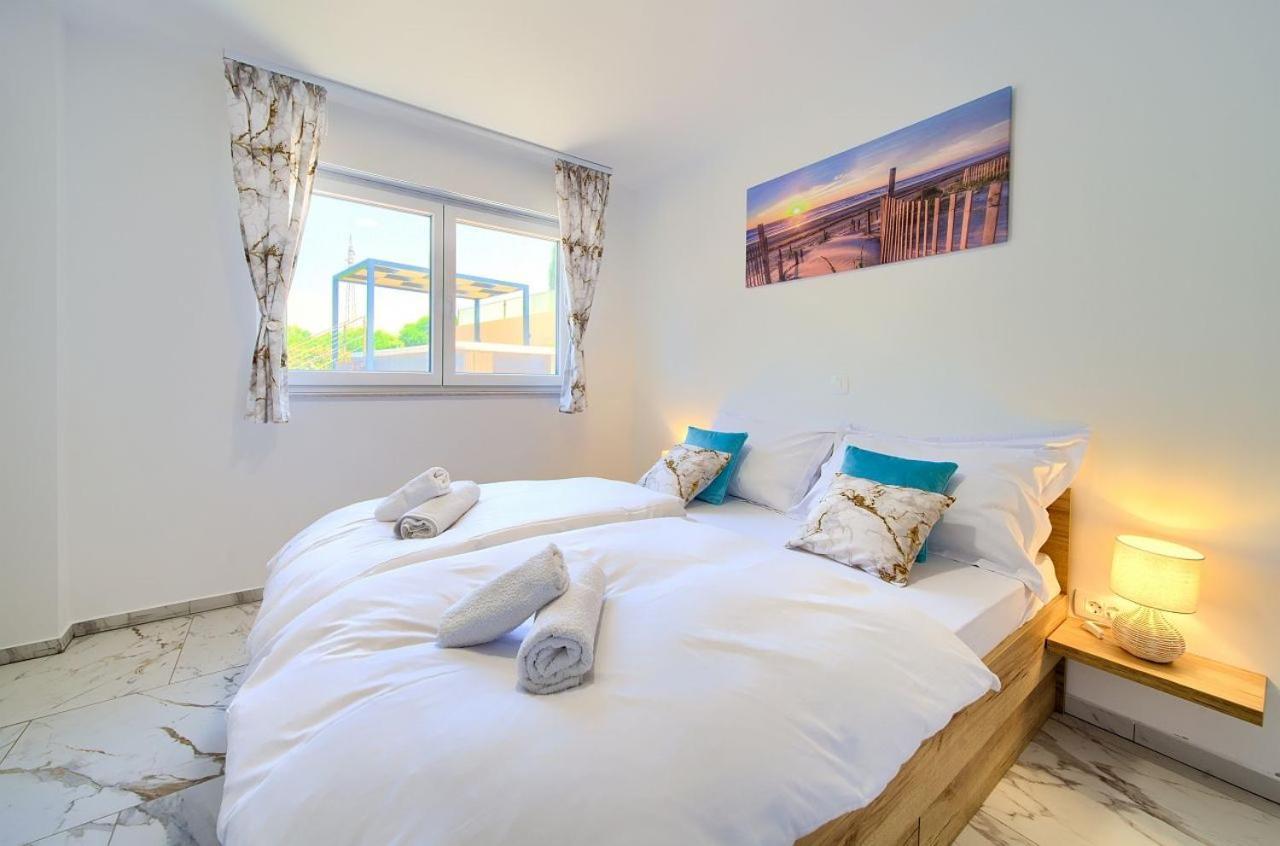 Holiday House Sea & Sun Residence Rasopasno Dış mekan fotoğraf